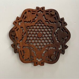 Hand Carved Floral Leaf Wooden Trivet India 9" Round Pedestal Peg Feet